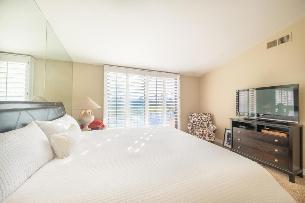 38063 Crocus Lane - Photo 16