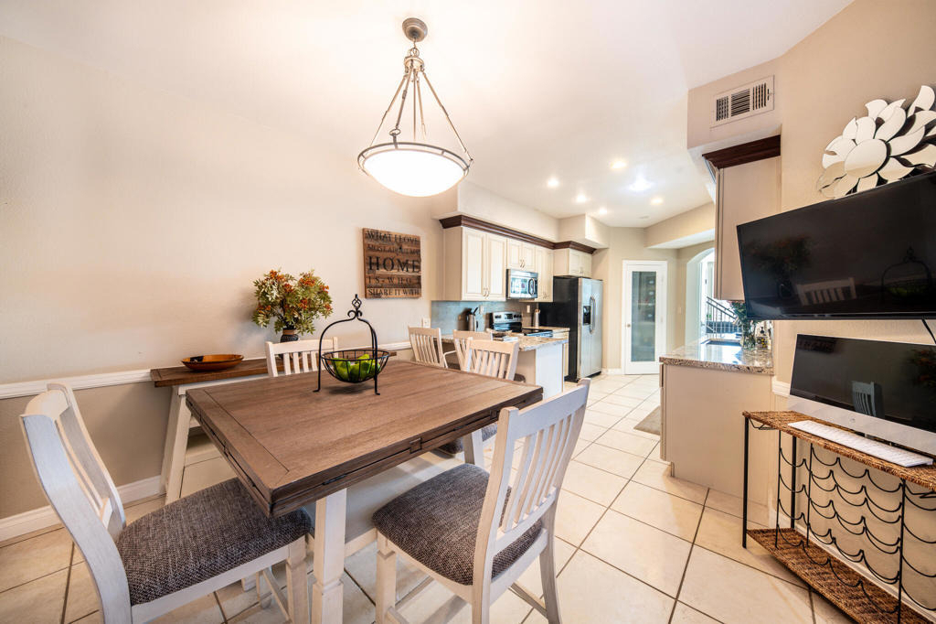 38063 Crocus Lane - Photo 10