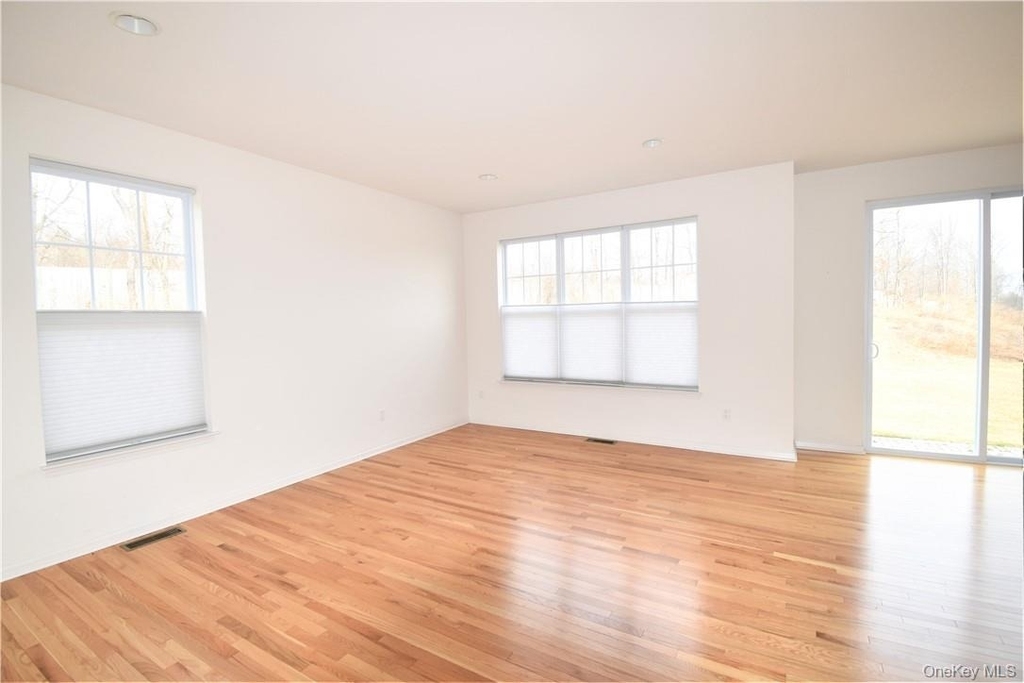 4 High Ridge Lane - Photo 4
