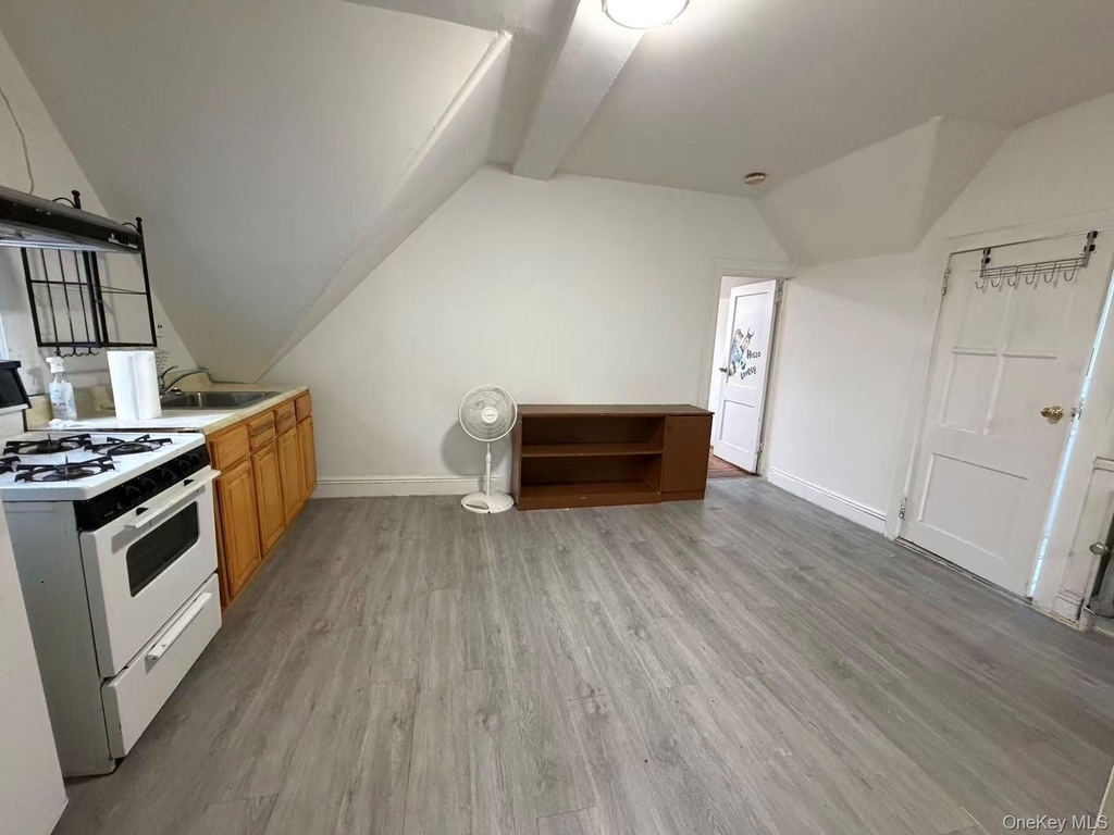 14711 35th Avenue - Photo 1