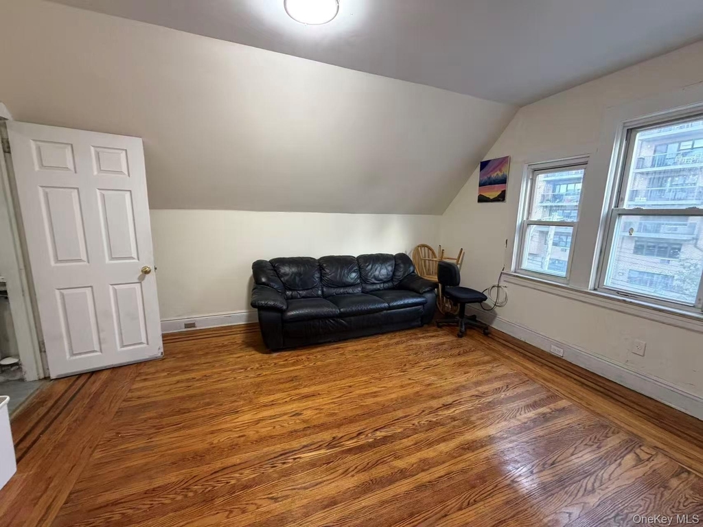 14711 35th Avenue - Photo 4