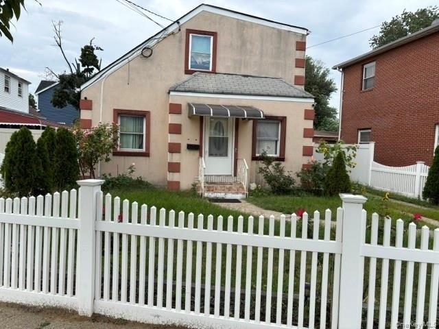24107 147th Avenue - Photo 0