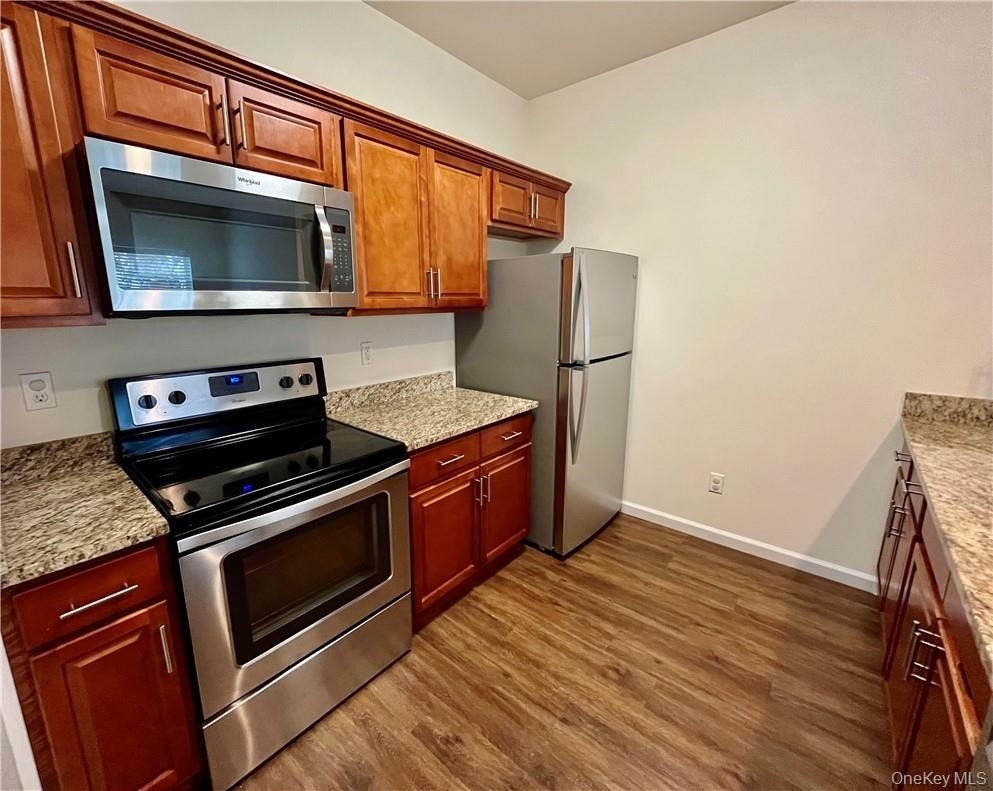 44 High Street - Photo 2
