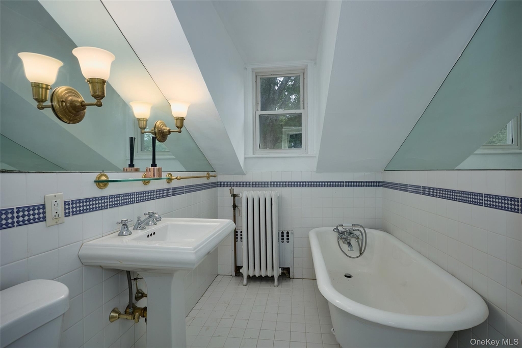93 Circuit Road - Photo 21