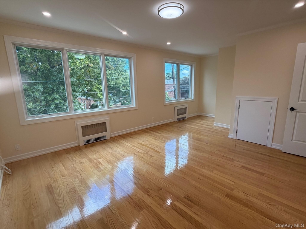 164-16 75th Road - Photo 3