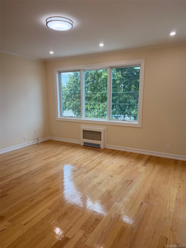 164-16 75th Road - Photo 2