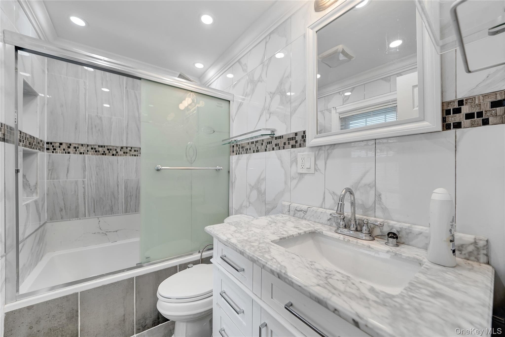 8865 192nd Street - Photo 9