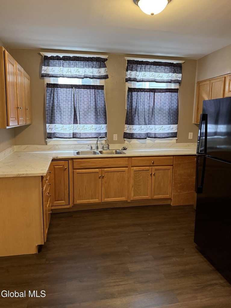 430 Second Avenue - Photo 6