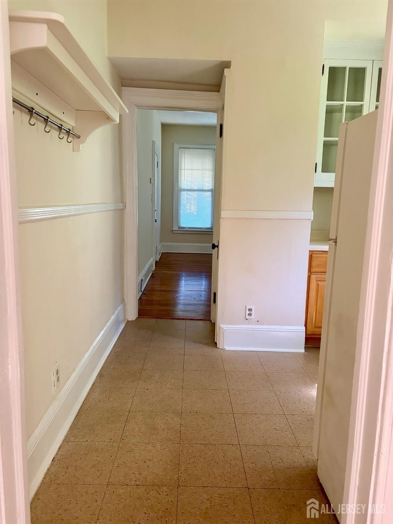 207 Woodbridge Avenue - Photo 14