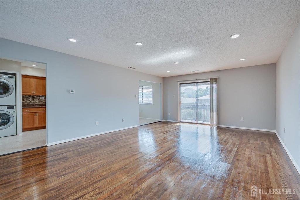 312 Edison Glen Terrace - Photo 6