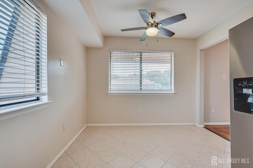 312 Edison Glen Terrace - Photo 11