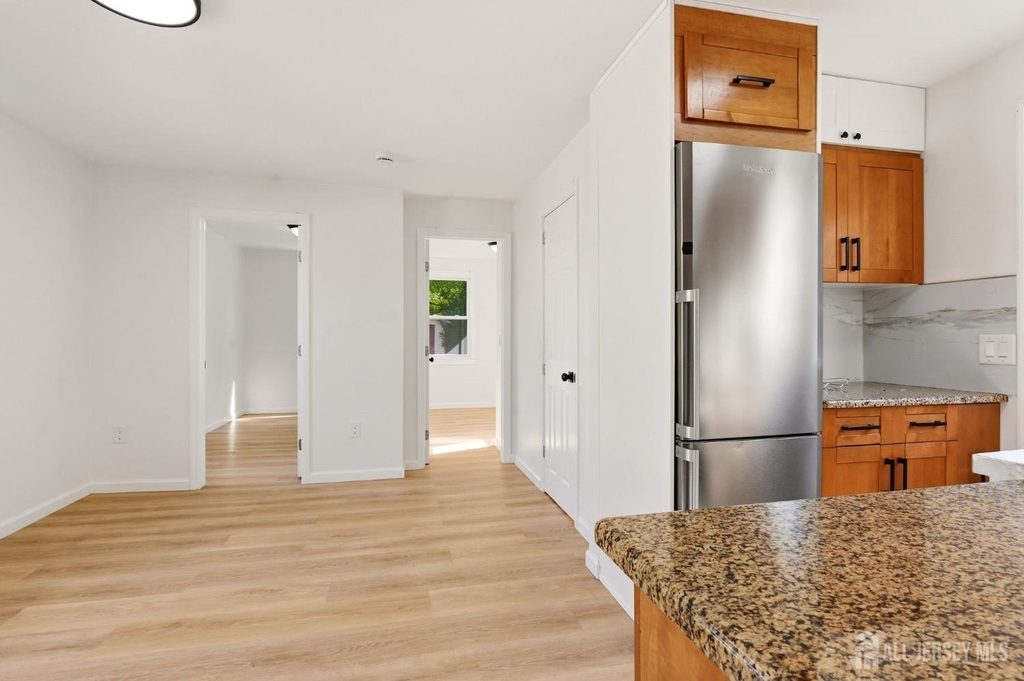 250 Brookside Avenue - Photo 6