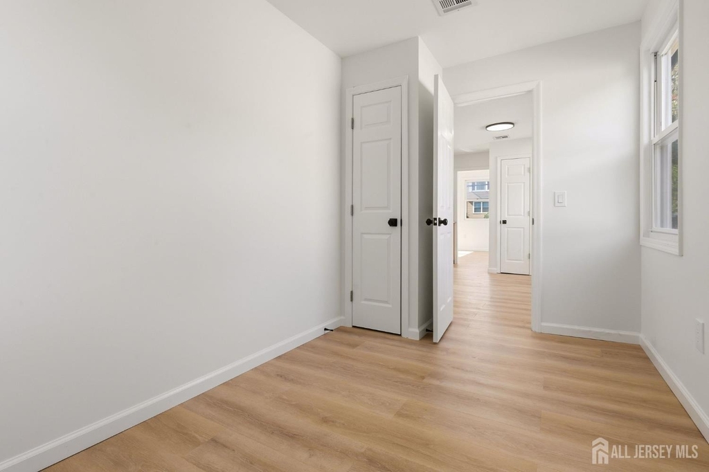 250 Brookside Avenue - Photo 11