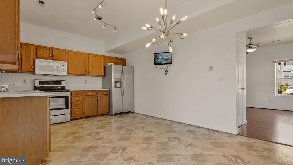11011 Coreys Way - Photo 44