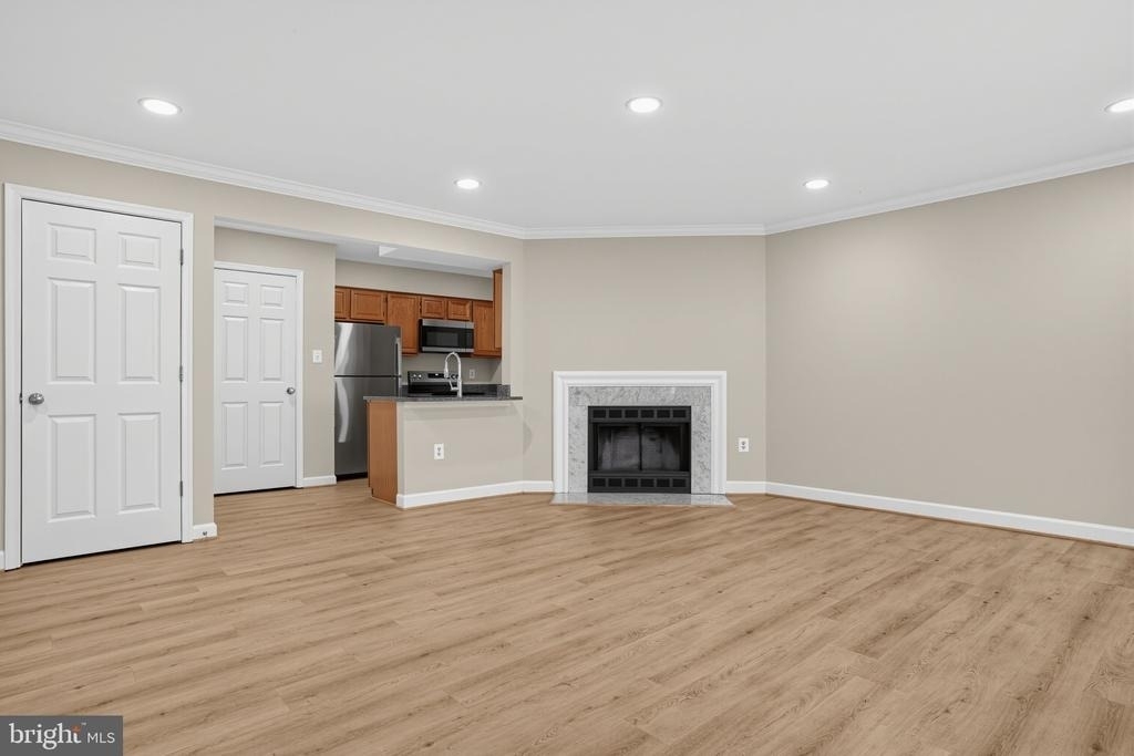 12158 Old Salem Court - Photo 3
