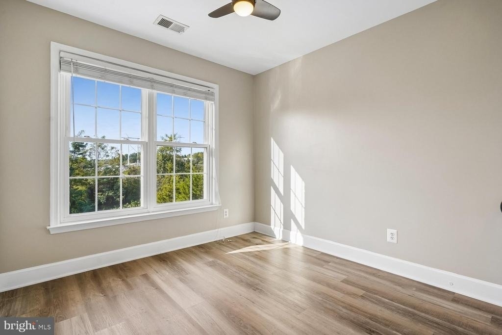 14614 Robin Glen Way - Photo 22