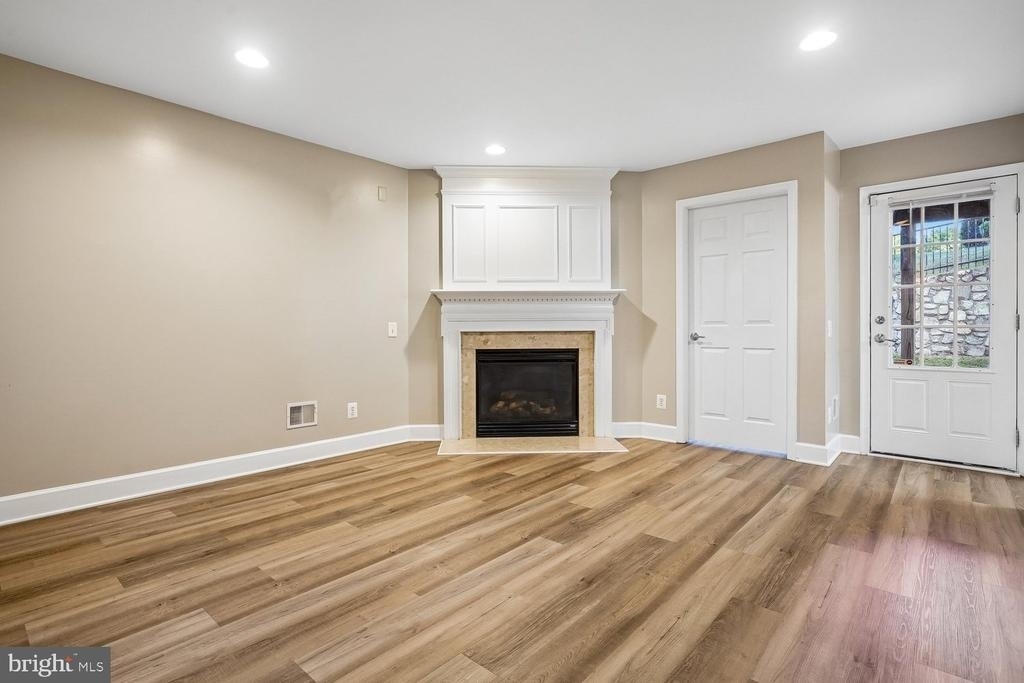 14614 Robin Glen Way - Photo 3
