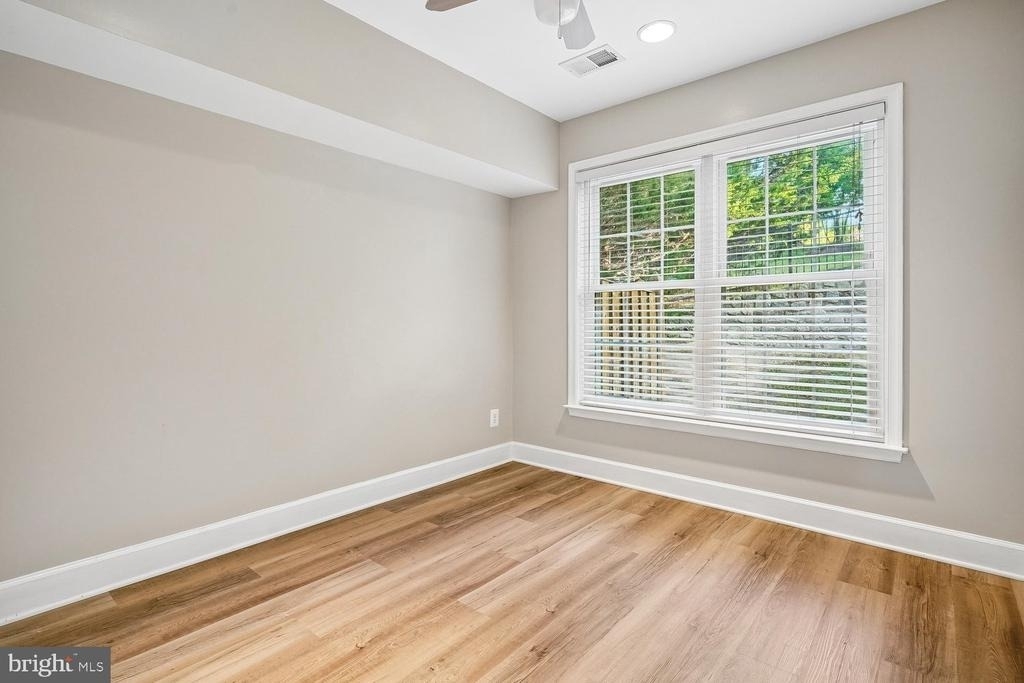 14614 Robin Glen Way - Photo 6
