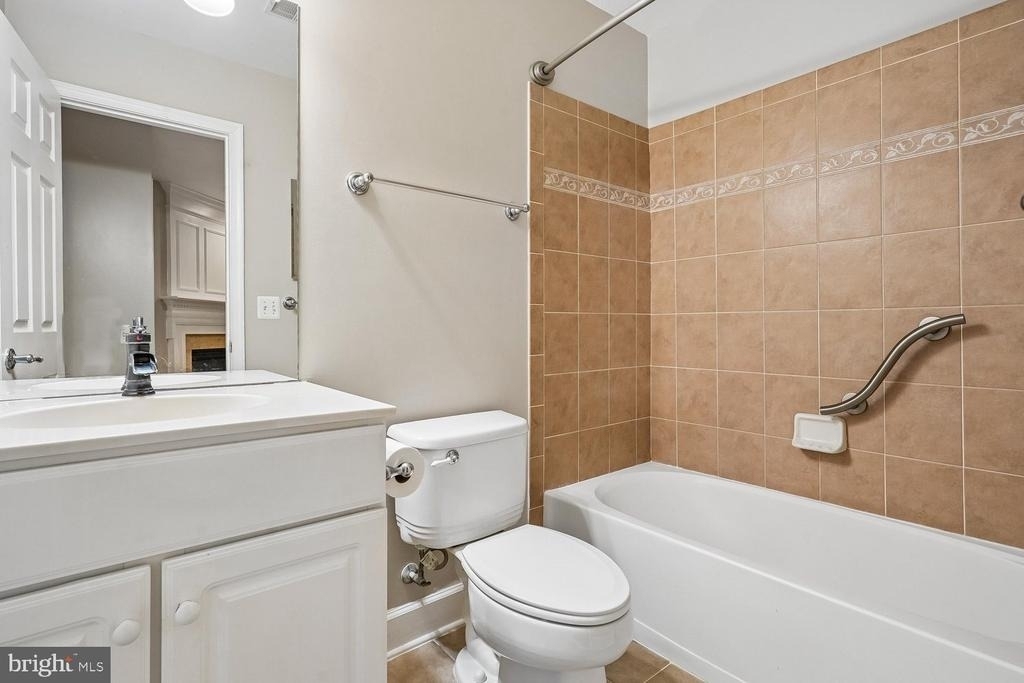 14614 Robin Glen Way - Photo 5