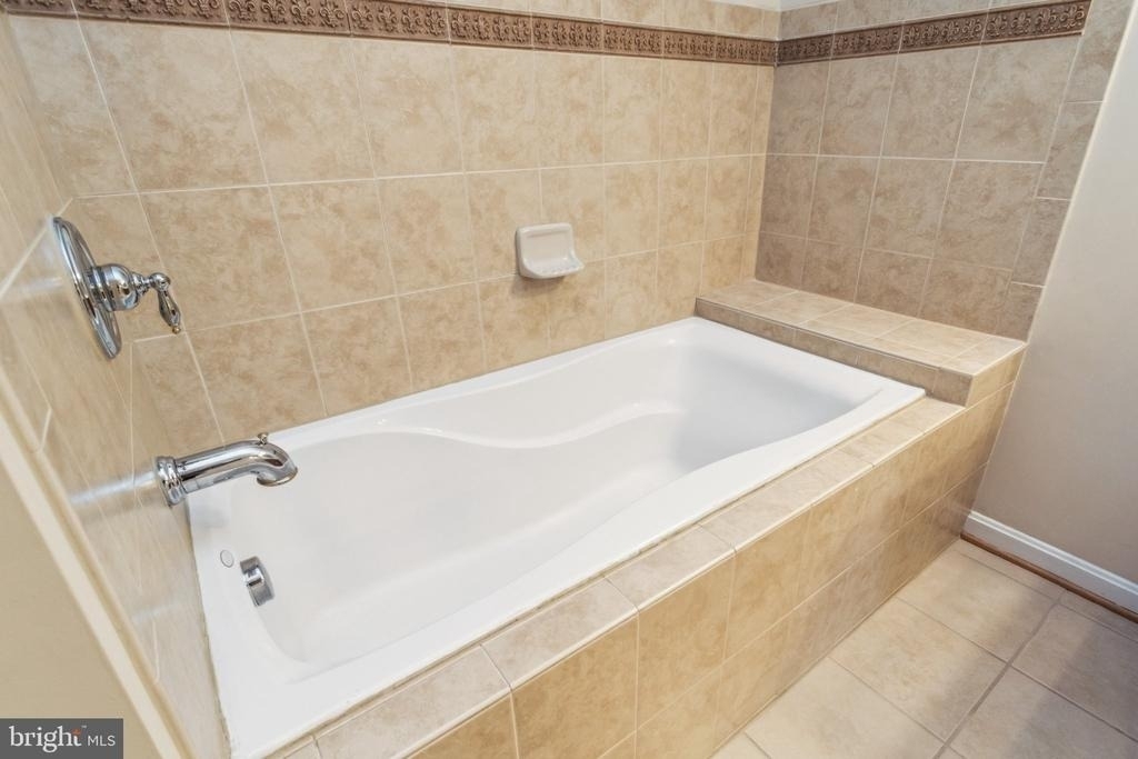 2801 Chinkapin Oak Lane - Photo 16