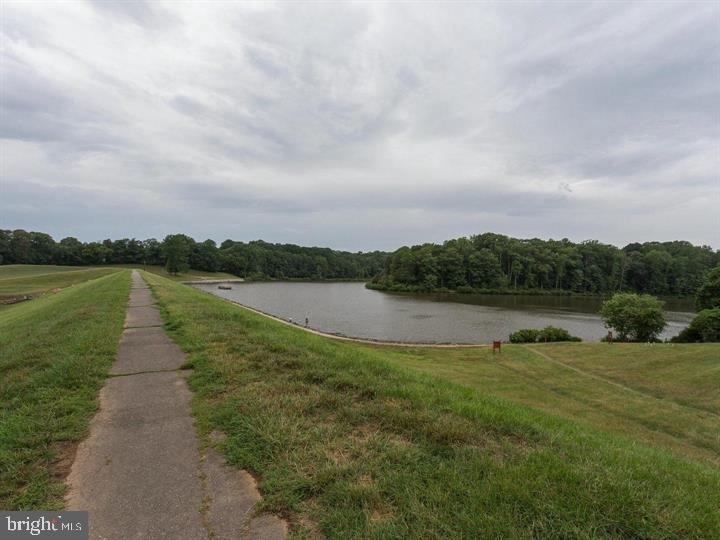 9902 Lakepointe Drive - Photo 22