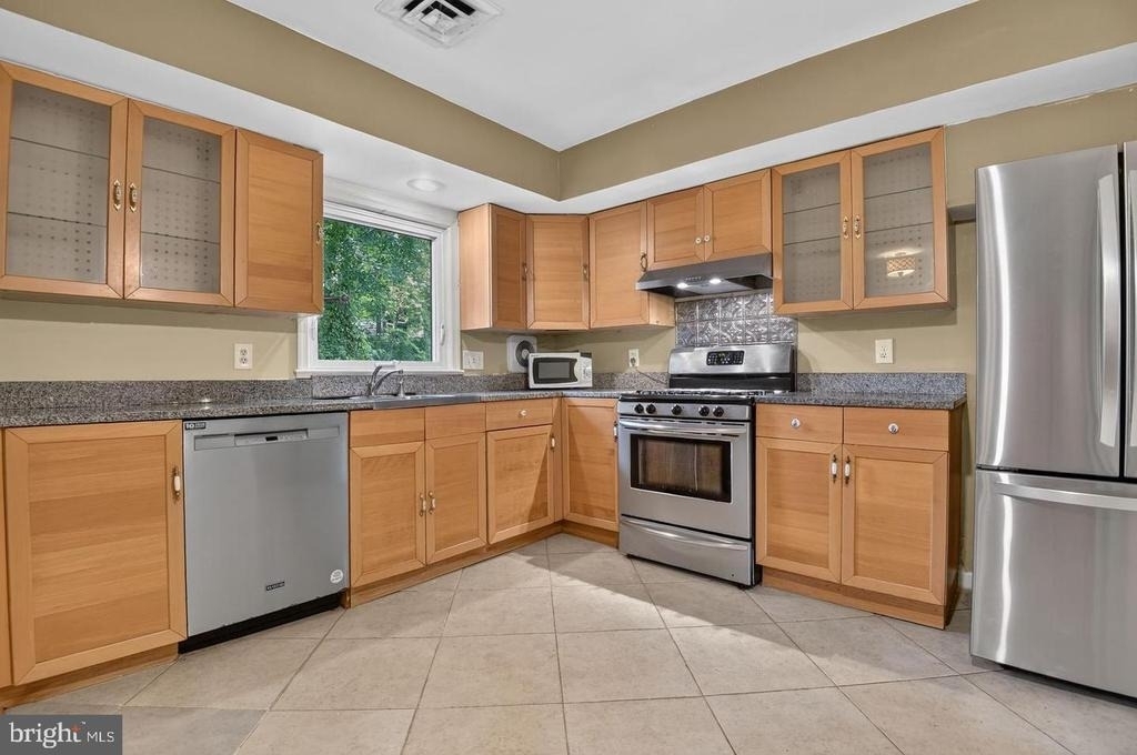 3409 Beverly Drive - Photo 1