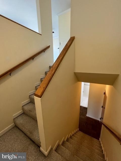 301 S Reynolds Street - Photo 17