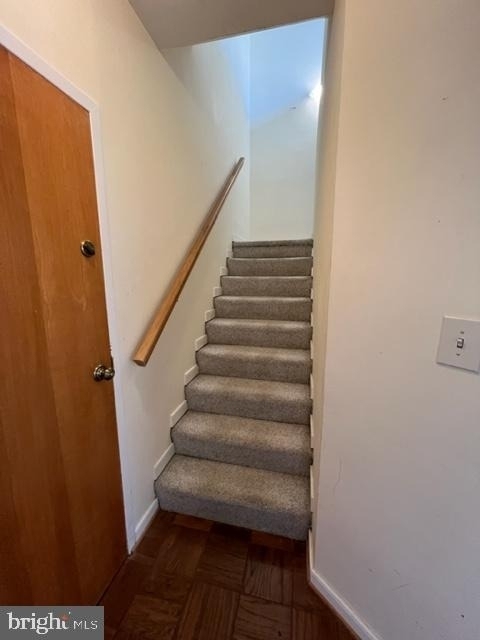 301 S Reynolds Street - Photo 13