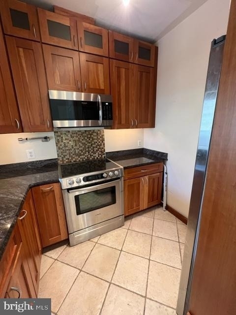 301 S Reynolds Street - Photo 3