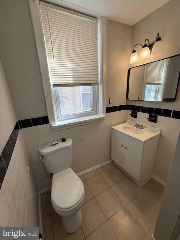 1016 W Erie Avenue - Photo 11