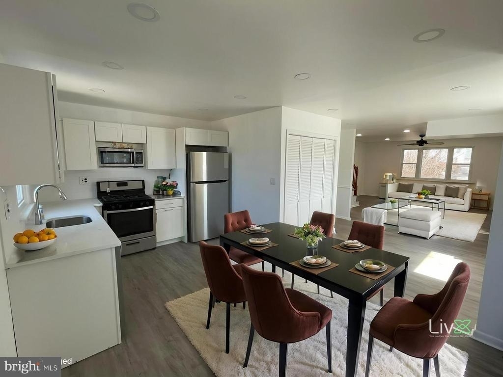 803 Lawler Street - Photo 3