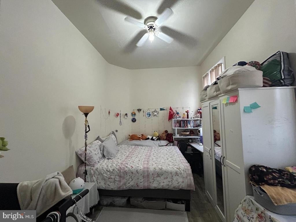 721 Sansom Street - Photo 7