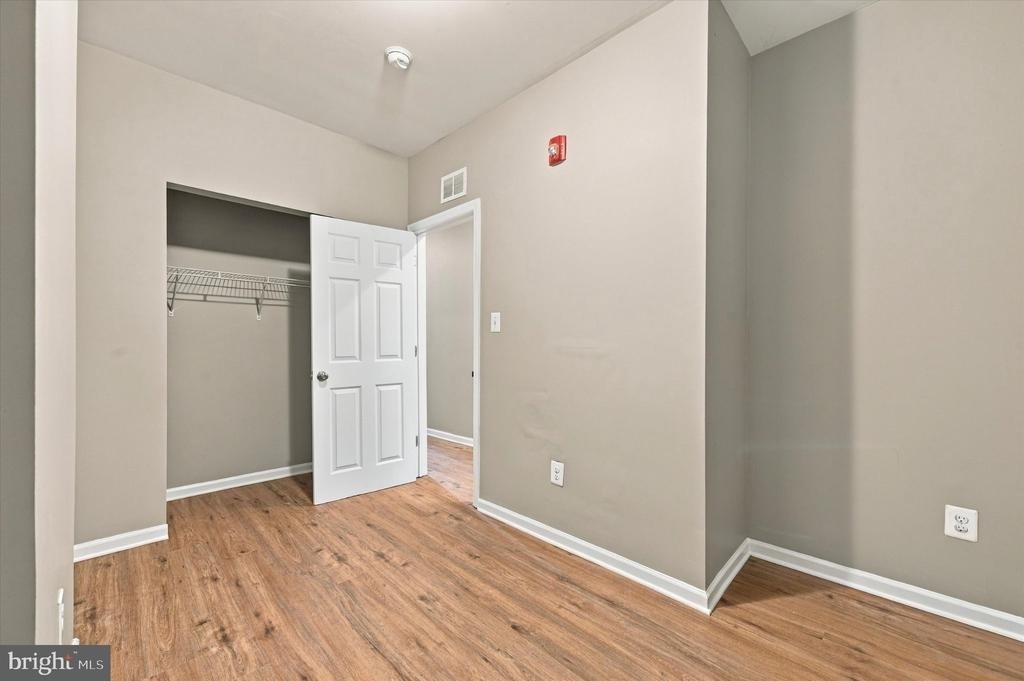 2261 N Park Avenue - Photo 3