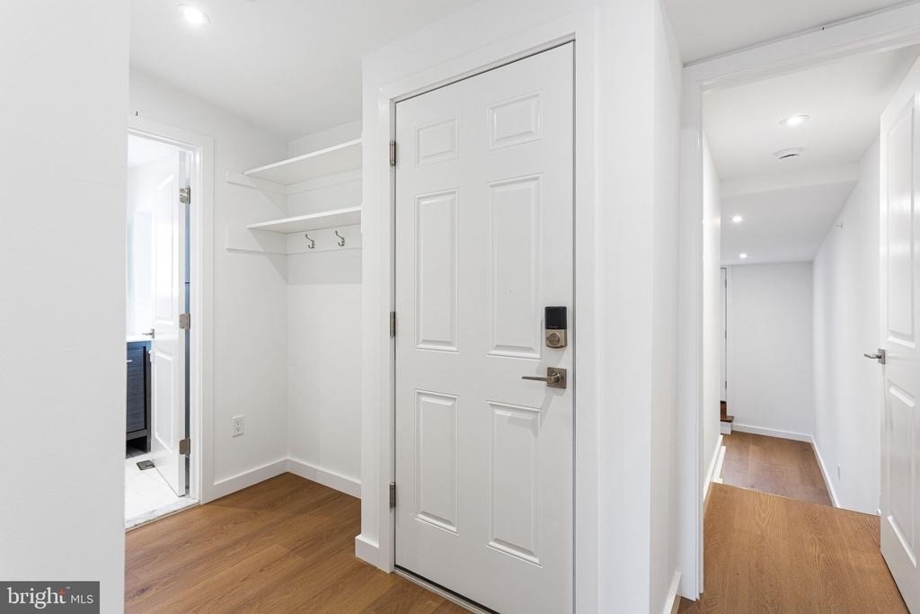 709 S 19th Street - Photo 5