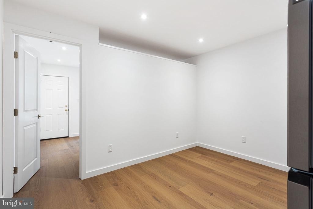 709 S 19th Street - Photo 3