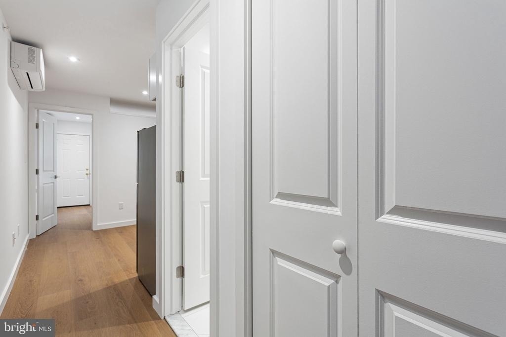 709 S 19th Street - Photo 5