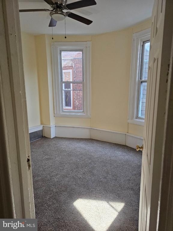 714 52nd Street - Photo 9