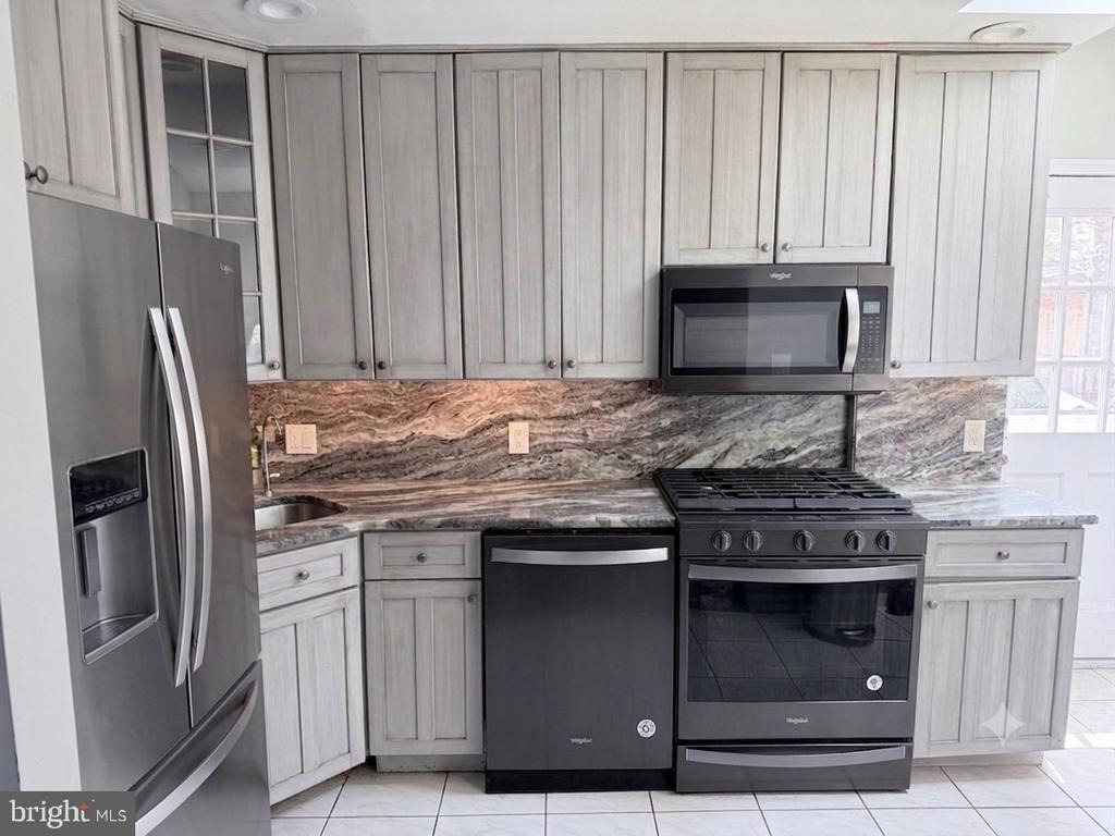 831 Hamel Avenue - Photo 1