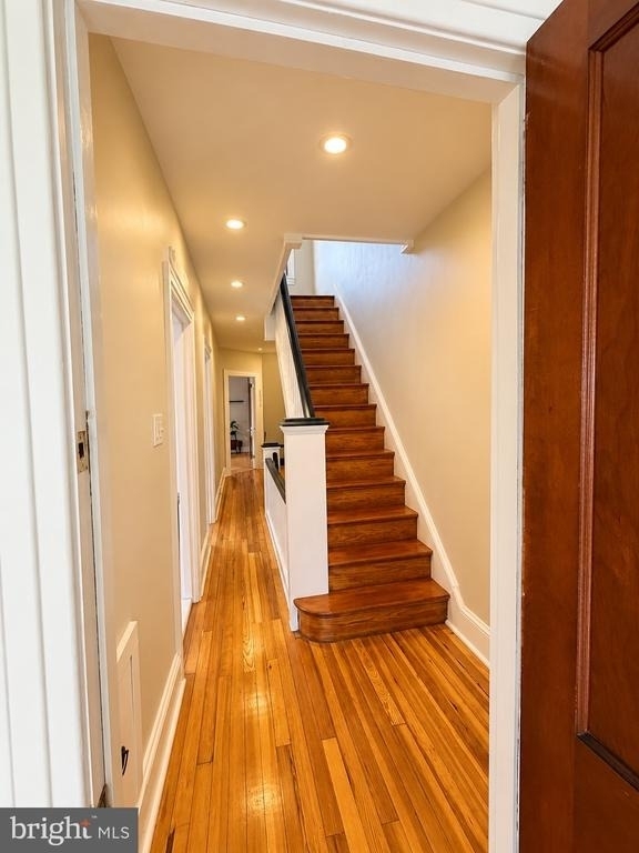 557 Hamilton Street - Photo 18