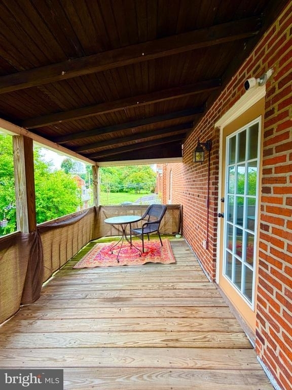 557 Hamilton Street - Photo 22