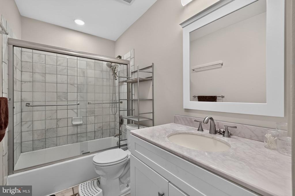 49 Chatham Court - Photo 15