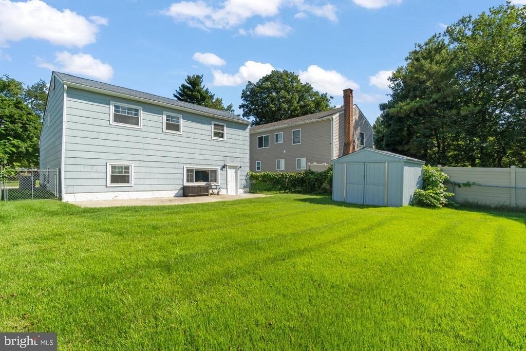 406 Memorial Avenue - Photo 13