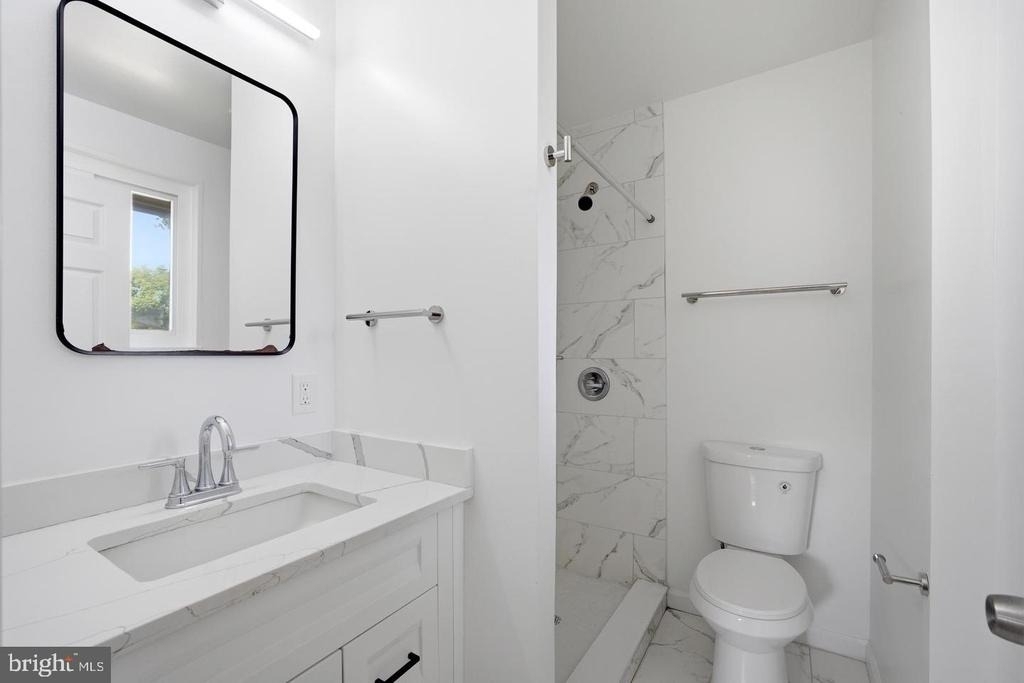 7410 Baylor Avenue - Photo 19