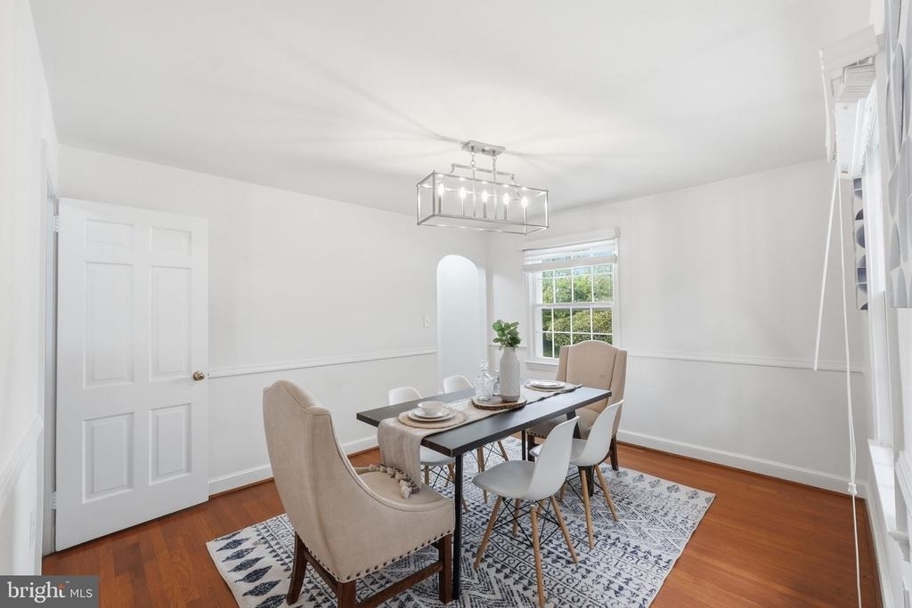 7200 Wells Parkway - Photo 7