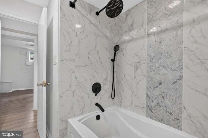 8810 Bluffwood Lane - Photo 3