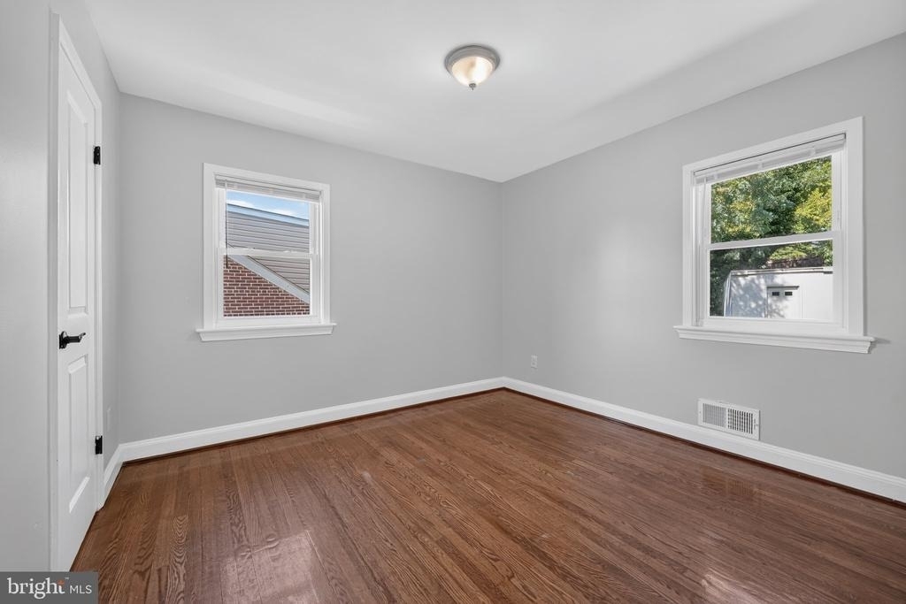 1807 Nova Avenue - Photo 7
