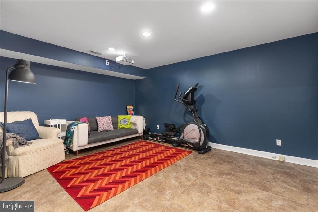 5206 Ridgefield Road - Photo 34