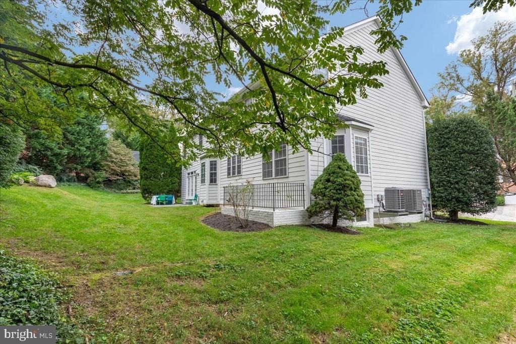 5206 Ridgefield Road - Photo 40