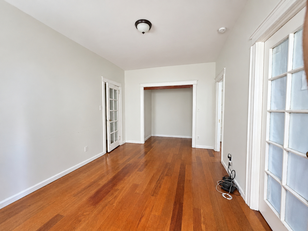 44th Street - Photo 3
