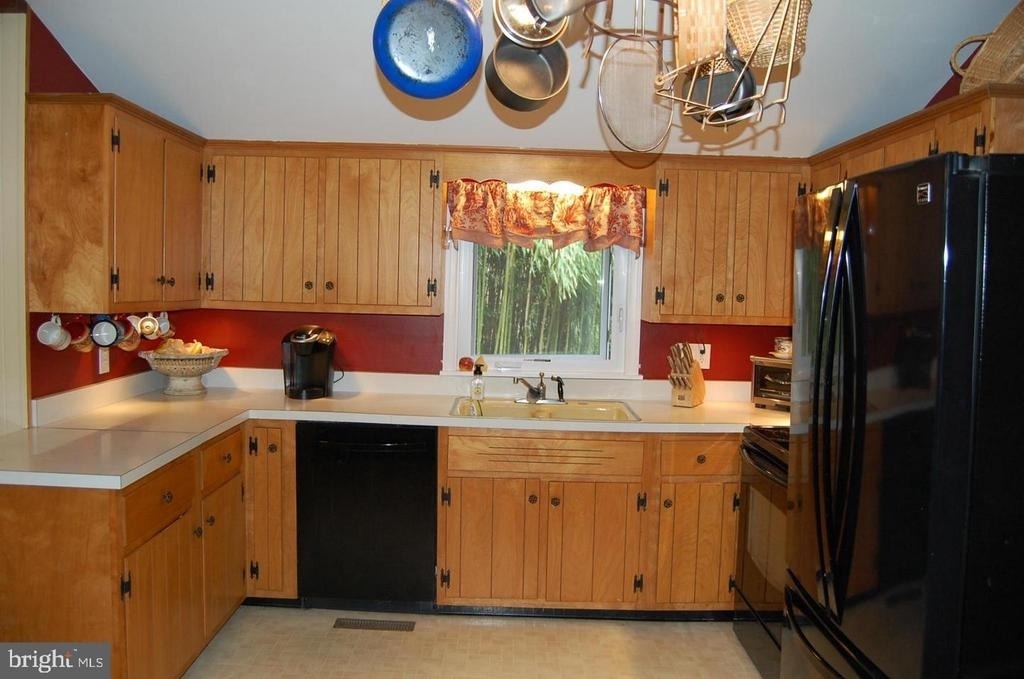 6916 Blacks Mill Road - Photo 6